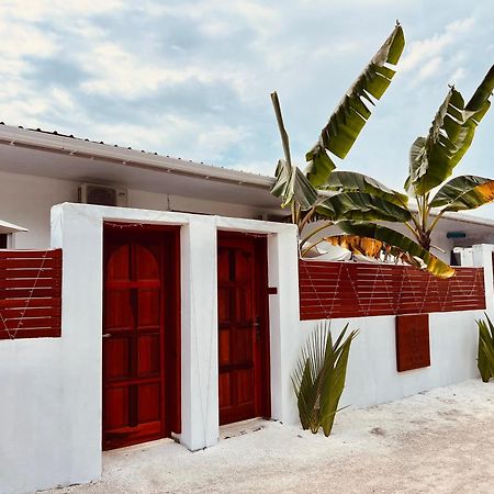 Hotel The Wave Dhigurah Dhigurah  Esterno foto