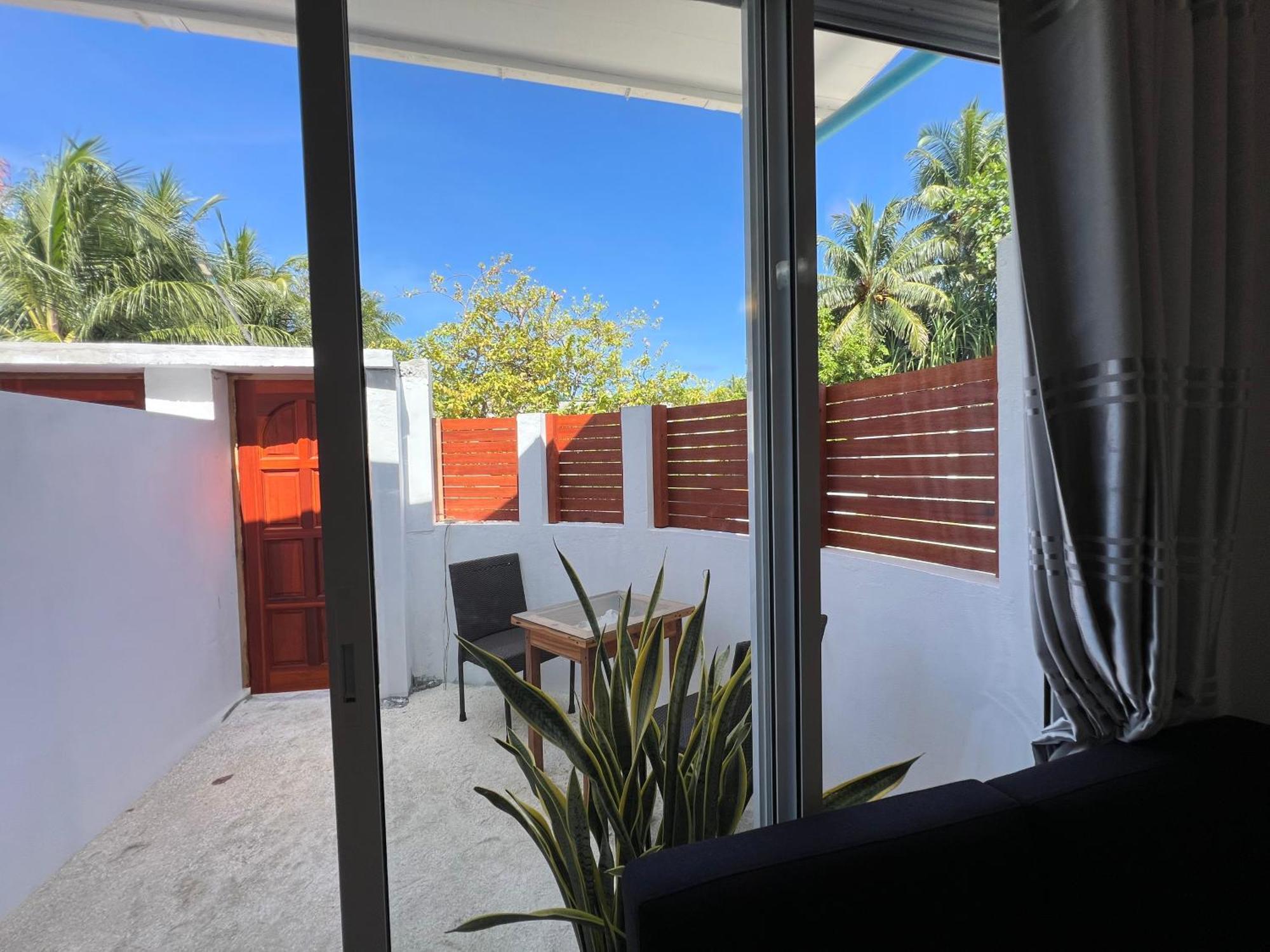 Hotel The Wave Dhigurah Dhigurah  Esterno foto