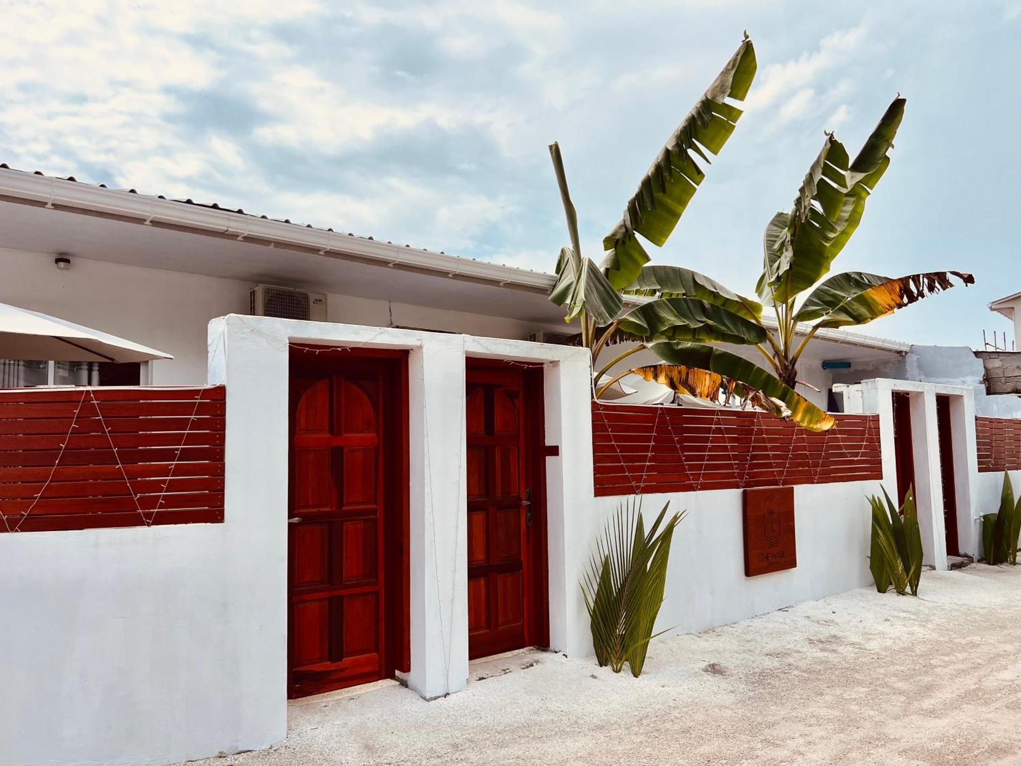 Hotel The Wave Dhigurah Dhigurah  Esterno foto